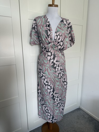 Tiktok shop twist front - shop,