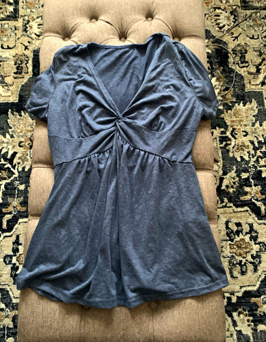 Shein navy neck - twist, front